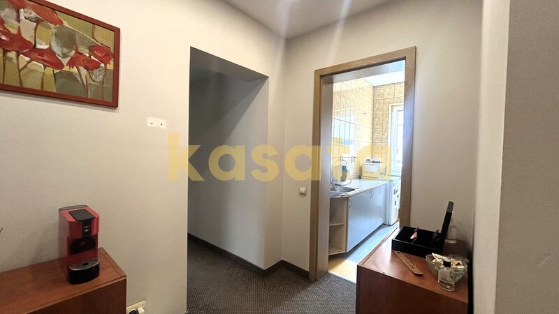 Casin, Domeni, 3 camere, 113 mp, birou.